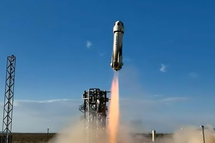 اولین گردشگر فضایی نیجریه به زودی توسط جف بزوس Blue Origin به فضا می رود