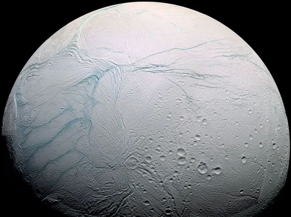 Enceladus colour