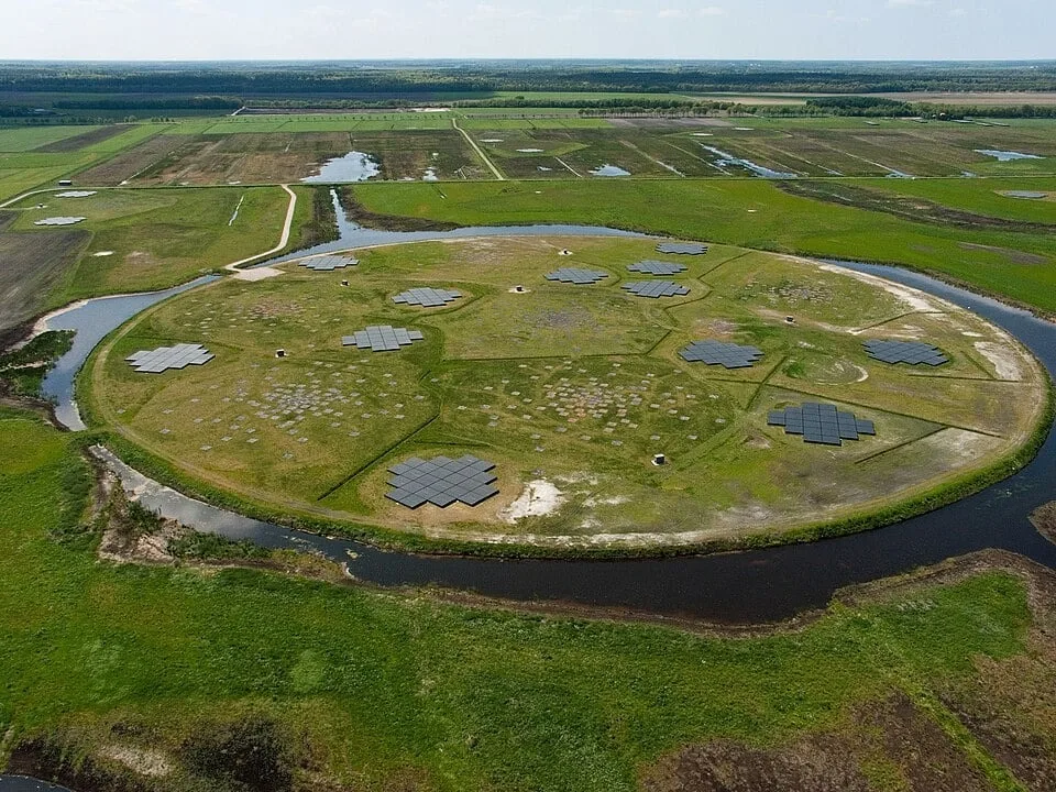 960px LOFAR Superterp 3 20251013
