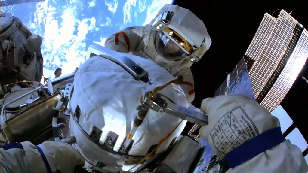 Russian cosmonauts1