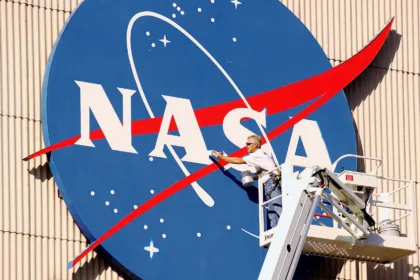 ناسا با ادغام آداپتور Orion Stage روی موشک SLS به سمت پرتاب Artemis II پیش می‌رود