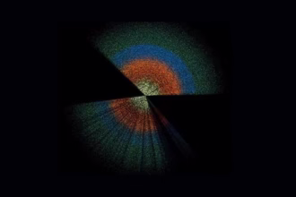 مطالعه‌ای جدید نشان می‌دهد که ماده تاریک ممکن است در برابر گرانش مانند ماده عادی رفتار کند