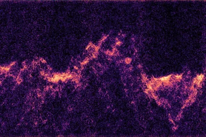 فضاپیمای JUICE آژانس فضایی اروپا از دنباله‌دار 3I/ATLAS در حال پرواز به سمت مشتری تصویربرداری کرد