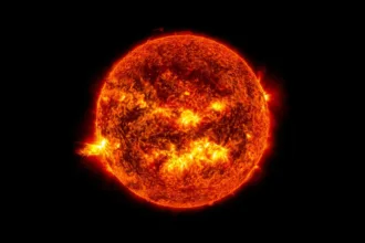 اولین تصویر از میدان مغناطیسی قطبی خورشید، شگفتی بزرگی را آشکار کرد