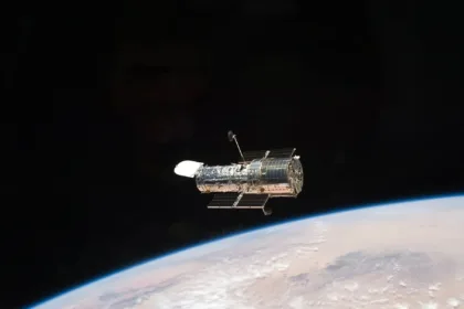 هابل روی یک جفت کهکشان که در یک «رابطه دوردست» قرار دارند، زوم می‌کند