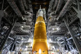 آلمان اولین فضانورد اروپایی را در ماموریت آرتمیس به دور ماه می‌فرستد