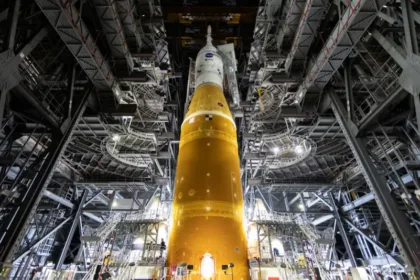 آلمان اولین فضانورد اروپایی را در ماموریت آرتمیس به دور ماه می‌فرستد