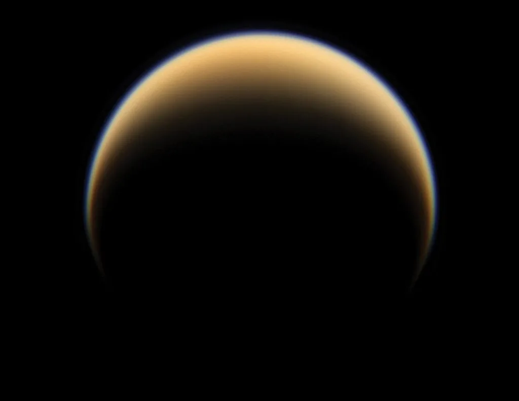 poster titan front c 20251211 21