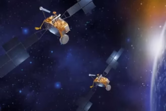 برخورد ذرات فضایی، عدم قطعیت در مورد ماهواره نظامی جدید اسپانیا را افزایش می‌دهد