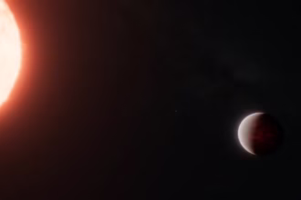 تلسکوپ جیمز وب بادهای قدرتمند و جو متراکم را در سیاره فراخورشیدی سوزان TOI-561b آشکار می‌کند