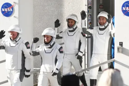 ناسا و اسپیس ایکس پس از اورژانس پزشکی ایستگاه فضایی بین‌المللی، پرتاب Crew-12 را تسریع کردند