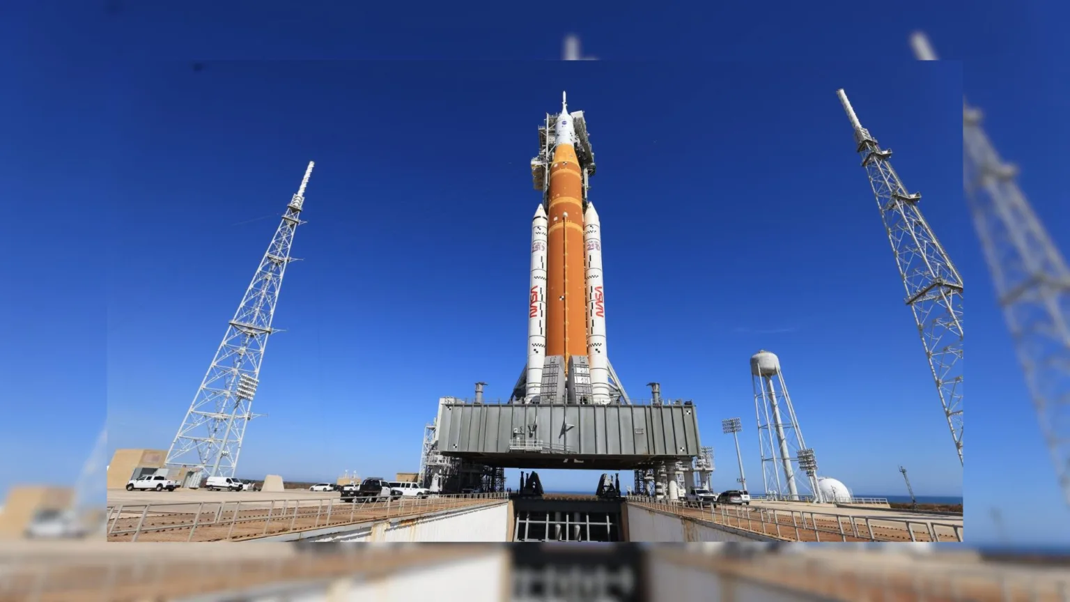 ناسا در حال آماده شدن برای پرتاب موشک آرتمیس ۲ به آشیانه است