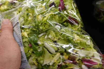 Parasites Are Surging in The US. Here's Exactly How to Wash Your Produce