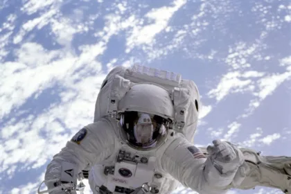 nasa astronaut eva suit representative 1024x1020 1