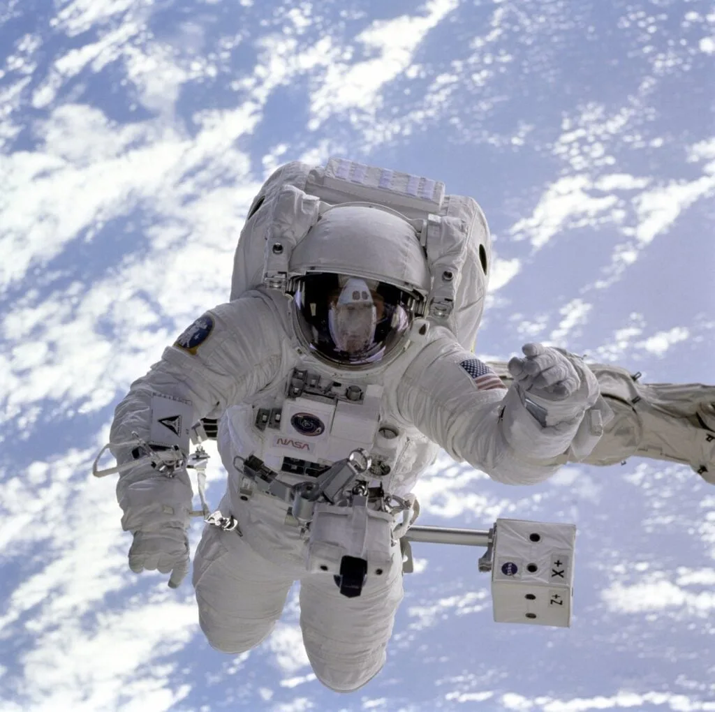 nasa astronaut eva suit representative 1024x1020 1